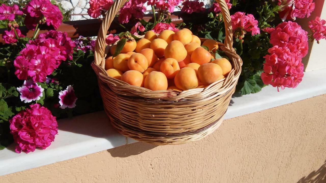 Rania Apartments Helmata Dış mekan fotoğraf